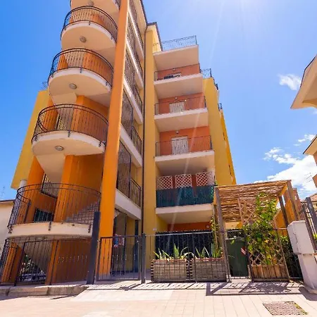 Palazzo Sayonara * Tortoreto